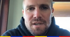 Vidéo : 7 choses à savoir sur Stephen Amell