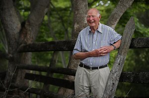 Former deputy prime minister Doug Anthony dies