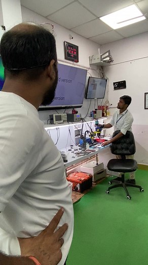 ➡️www.asiatelecom.in Join New Batch Call For Joining Join New Batch Call For Joining 91 7000731192 96441 39972 BUY BOOK Mobile Hardware & Software www.asiatelecom.in | Asia Telecom