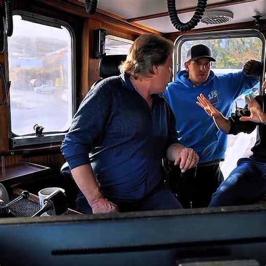 As tensions rise, Captain Sig Hansen is caught off guard by a betrayal from Captain John of the Time Bandit, who takes all the bait just before the king crab season begins. #DeadliestCatch | Jomjose Quinzon