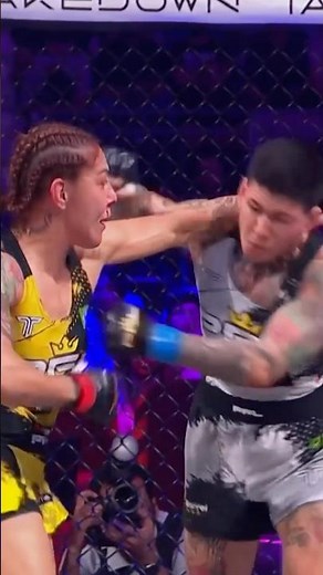 Larissa Pacheco EATS Cris Cyborg headkick 😱 #pflsuperfights #battleofthegiants