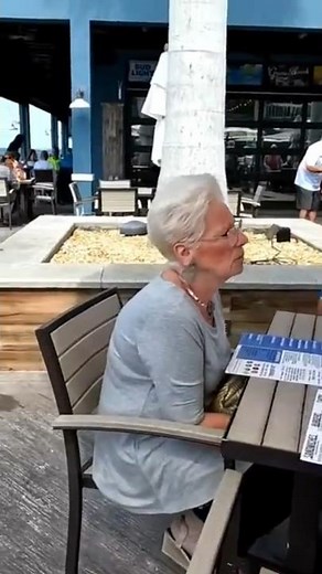 The Best OUTDOOR DINING in Punta Gorda Florida: Fishermen's Village #shorts #restaurant #foodie
