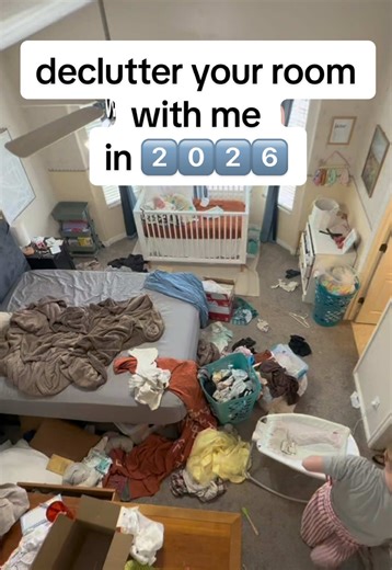 Okay people. If your room is messy you probably need to declutter. Or so I have been told by hundreds of people.. I’m researching declutter methods to try out as a mom of two girls who literally can’t keep my house clean do over a week. Hehe. I got this! P.s. this is a test to see if the tip of adding captions will help my reach on TikTok. My views are low🫣 #cleantok #decluttering #momgoals #cleanyourroom ##Cleanwithme
