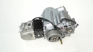 Watch Display Video of 125CC 4-Stroke Engine Motor Manual Clutch with Wiring on Amazon Live