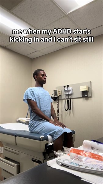 i gotta stand up and move around DO SOMETHING 😂😂 #honeybabess🍯