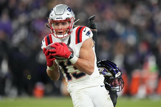 Patriots’ Mack Hollins lands on injured reserve before postseason run