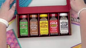 Packing Sailor Moon & Mickey waffles + everything bagel inspired lunchboxes & more!