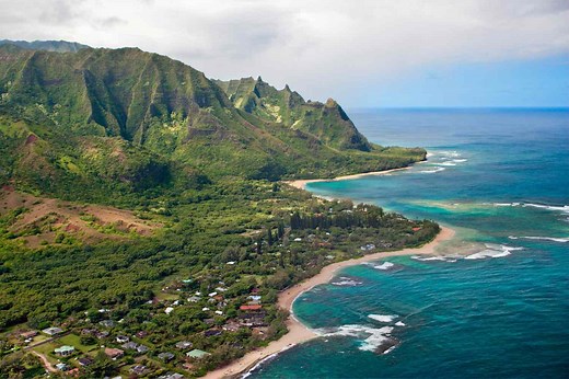 How to Make the Most of Your Trip to Kauai — State Parks, Epic Surfing, and the Largest Limestone Cave in Hawaii Included