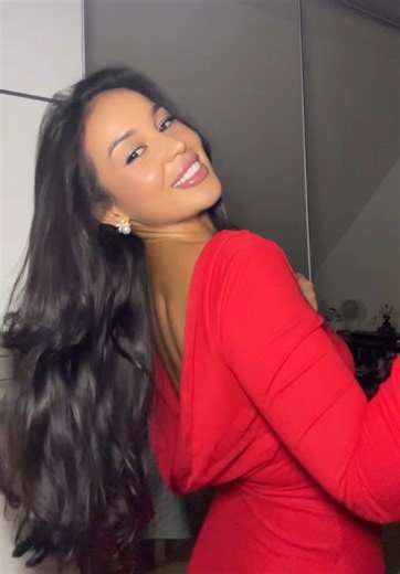 Dintr-o mie de femei , tot moldoveancă vrei să-ți iei 😉