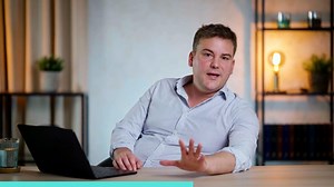 537K views · 7.2K reactions | "Összes páciensem D3 vitaminhiányban szenved és kiugróan magas a kortizolszintje, ami nem más, mint krónikus stressz!" Dr. Oczella Péter pszichiáter MIND Brain - Gut Center A mikrobiom szerepe ADHD-ban című egy órás, fantasztikus előadásából hoztunk egy hosszabb részletet neked! [Figyelem! A szakorvos felnőttekről beszél!] A teljes előadás az SNI Prémium ADHD ÉS AUTIZMUS SUMMIT könyvtárában azonnal streamelhető! | SNI SULI | Facebook