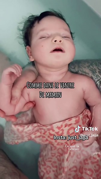 Souvenir avec mon bebe coeur 💫♥️ #justjajja #jeunemaman #jeuneparent #jeunepapa #maman #papa #savoirparent #parentalitebienveillante #parentalitepositive #conseils #conseilsparents #conseilsastuces #conseilbebe #bebe #premierbebe #savoirsonbebe #lebebe #routinebainbebe -là -là #cejour-là
