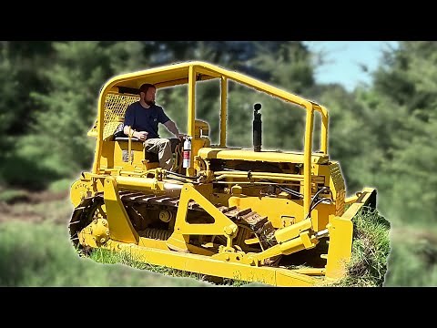 First time operating a bulldozer - FINALLY putting the Cat D4-7U to work!