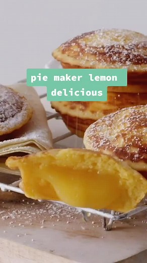 pie maker lemon delicious. recipe in the comments #homecafe #foodontiktok #piemaker #dessert