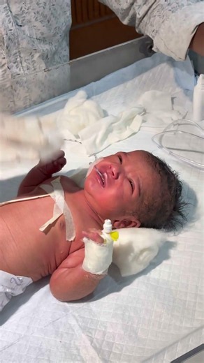 Chestryped for newborn baby😌 #sumitnicunursingstm #youtubeshorts #nursin #newbornbaby #chestworkout