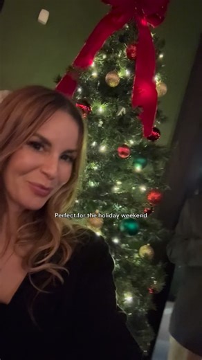 Go To Nashville on Instagram: "Dinner plans that turn into a party 🍝🎶 Mangia isn’t just a meal — it’s singing, dancing, waving napkins, and pasta flying to the table. Come hungry, leave happy (and hoarse) get a resy and have a fun filled evening at @mangianashville"