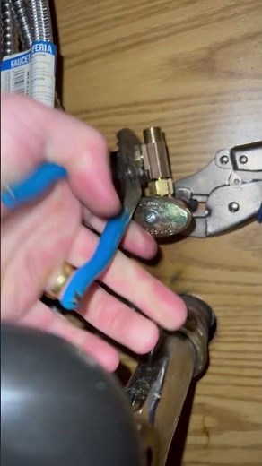 Saddle Valve Removal and Replacement! #diy #plumbing #plumber #repair #soldering