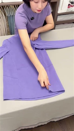 Ultimate Guide to Folding Sports Apparel & Pants for Storage