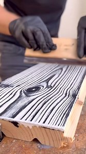 Comment sublimer une planche en appliquant une finition à deux couleurs à base d’eau ? #Bois #FinitionBois #Bicolore #PeintureÀLeau #DécorationBois #TravailDuBois #Astuce #france 🥨🇫🇷 | Blog-turquoise67