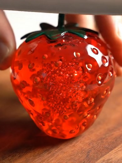 #WhipsFlow #asmr #asmrslicing #oddlysatisfying #asmrtriggers #satisfyingsounds