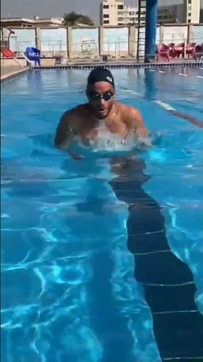 How to Swim Breaststroke – Step by Step!