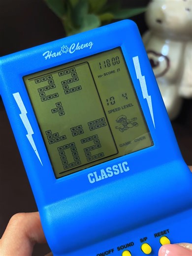 One Game Turns into Hilarious Hour of Gaming