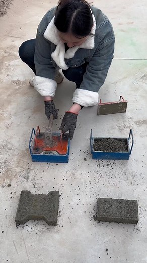 #brickmachinemike #brickmachine #brickmachineautomatic #brickwork #bricklayer #blockmachine #buildingblocks #construction #hollow #foryou #fyp