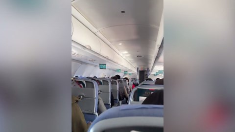 Severe turbulence throws items around plane cabin