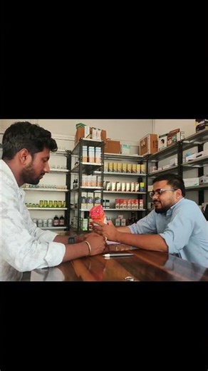 Doctor ki handwriting samajhna bhi ek alag struggle hai! 😭💊 #shorts #comedy #comedys #youtubeshorts