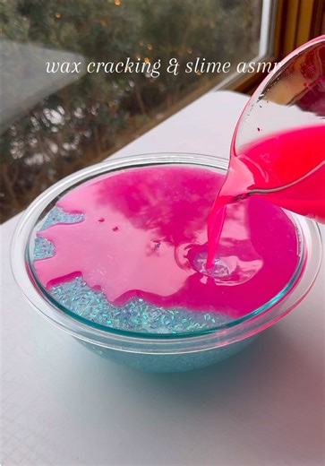 Satisfying Wax Cracking ASMR Experience