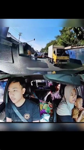 31K views · 134 reactions | Driver Bawa order orang sakit ke RSUD Sekarwangi Cibadak Sukabumi pas lagi macet, beruntung ada Bapak Brimob ( 4/11/2025). ====================================== | Emak Viral Update | Facebook