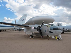 Grumman E-1 Tracer - Photos & Video
