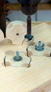 Amazing Woodworking Tips and Tricks 🛠⚒🔨 #Technique #Woodworking #Trick #woodworkinggoals #DIY #amazing #Tools #viralreelsfb #woodlover #carpentry #Skill #reelsfb #Tips #Olympics #Carpenter #hardwood #woodworkingtools | Woodworking TV