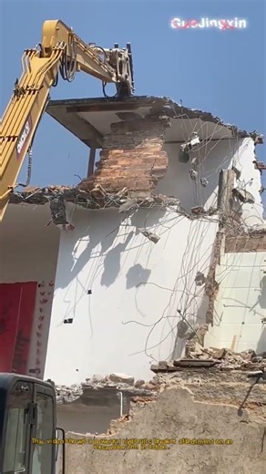 How a Hydraulic Breaker Demolishes a Building! 🏗️