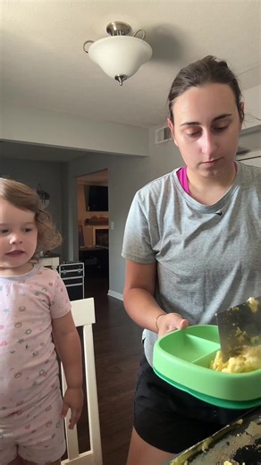 Lauren Hall on TikTok