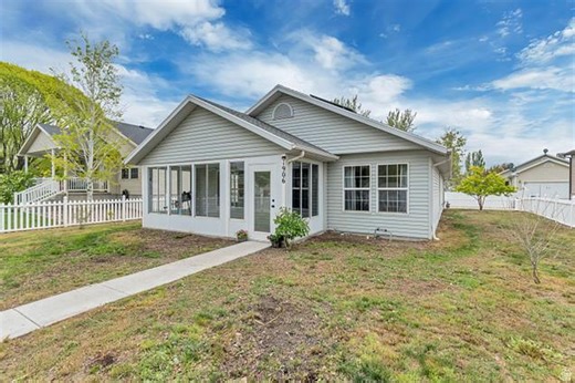 1906 E Juniper Dr, Eagle Mountain, UT 84005 | Estately 🧡 | MLS# 2155983