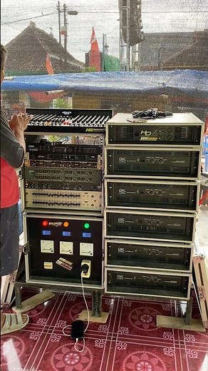 Full power QSC .. hs sound system