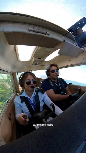 405K views · 7.5K reactions | my first ever right seat flight wahaha transitioning to right seat was challenging— it made me think abt my life decisions lol ‍♀️Insta360 one X2 camera Ray-Ban sunglasses Bose Aviation a20 headset #studentpilot #pilot #aviation #pilotsoftiktok #womenoftiktok | steffdetorres | Facebook