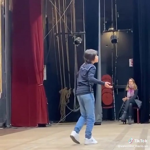 Valentino Merlo y Norberto Merlo: Talento en Acción