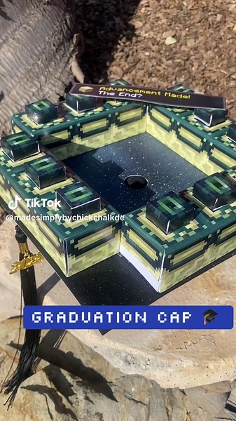DIY Custom Graduation Cap Ideas for Minecraft Fans