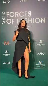 Tania Shroff : Best Thighs Actress 🤪 Tania Flaunts her Thunder Thigh 😎