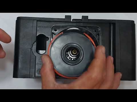 Centurion D5 Evo gate motor one piece plastic base and 5x seal system discussed and explained.
