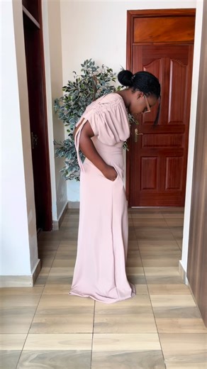 MIASE THREADS on Instagram: "The ANYA jumpsuit Our new addition to our stunning pieces For breastfeeding mums we got you …the jumpsuit is breastfeeding friendly Has adjustable shoulder straps Bottom part of it is flowy Model is navy blue is wearing a size 18 Model in red is wearing a size 12 Standard length is 65 The jumpsuit retails at 5500/- For orders call or watsapp or text 0112615858 Or you can visit our physical location Intermark business centre On Taveta road 6th floor Room 101C For bett