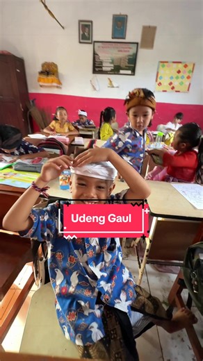 Udeng Gaul: Cara Memakai Udeng Tradisional untuk Anak Kelas 1