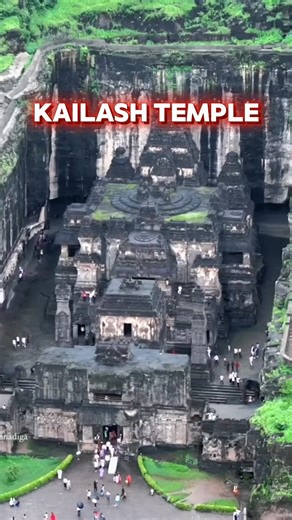 Who Carved Kailasa Temple From a Mountain? #kailash #kailashtemple #elloracaves #ytshorts