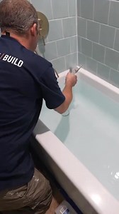 85_Caulking a tub 🤩🤩🔥🔥 #diy #bathroomremodel #homeimprovement #shower #bathroomremodelingteacher | Bathroom Remodeling Teacher