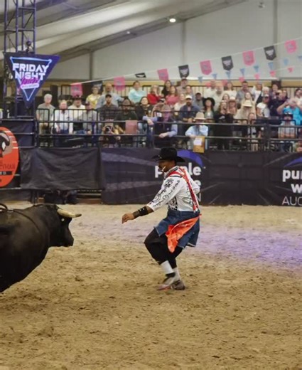 Air Jordan Confidence = 91.25 point bullfight 😎🥶 . Today’s @texmetals high marked fight of the day was nothing short of amazing. @dkev21_ goes 91.25 point on his way to getting 50,000 dollars richer!! . 🎟️ GET YOUR TICKETS NOW AT ultimatebullfighters.com and see who joins him in the elite 8 🤘😎🤘 | Ultimate Bullfighters