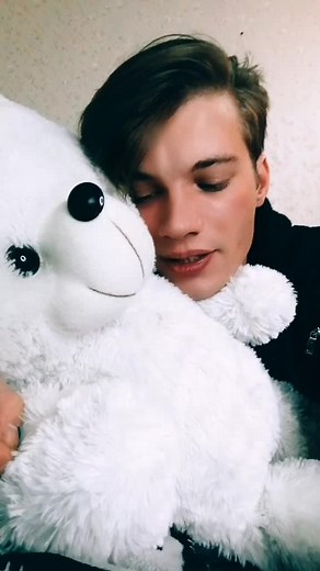 Fluffy White Teddy Bear: A Heartwarming Display