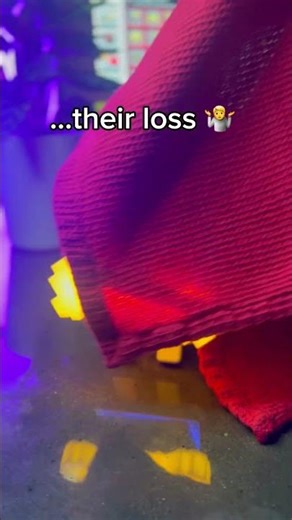 Would you buy this Minecraft lamp? #gamingsetup #minecraft #minecraftirl #aestheticroom #gaming