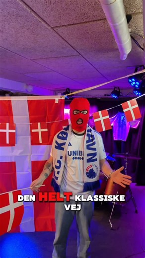 Kælderen Struer on Instagram: "VON QUAR I STRUER!❤️ Vi glæder af dælme til en sindssyg aften! Billetterne går hurtigt så skynd jer at anskaf jer en! Husk fodbold trøjen, en makker og god energi! 🇩🇰🇩🇰 det bliver en enestående koncert! Vi glæder os til at se jer!🎉❤️ #vonquar #musik #unge #kultur #koncert @vonquar @folketshusstruer"