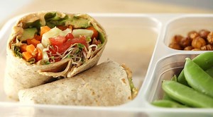 Making a healthy lunch has never been easier! RECIPE: http://bit.ly/2mQpX4T | Kin